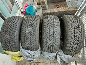 Predám zimné pneumatiki 255/55 R19 - 1