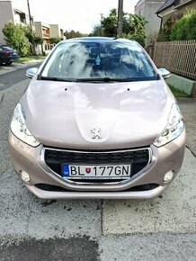 Predám Peugeot 208 1,4 HDI AUTOMAT PANORAMA - 1