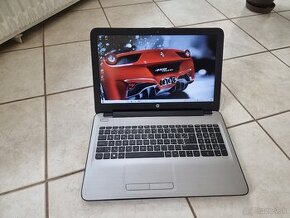 15.6" HP 255 G5/ AMD 4x2.4GHz/ 8GB RAM/ 256 SSD/AMD Grafik