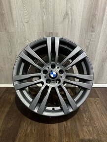 BMW X5, X6 - 4x zánovní orig. ALU 5x120 R20