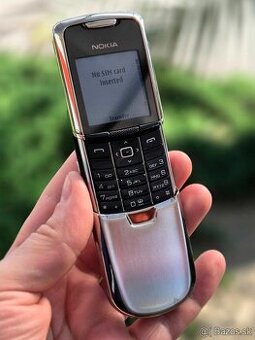 NOKIA 8800 SILVER TOP STAV AKO NOVÝ -- BEZ ŠKRABANCA TOP