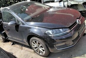 Volkswagen Golf 7 2.0 TDI 2014 predám KAPOTU, PREDNÉ SVETLÁ, - 1