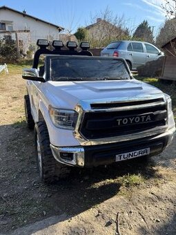 Elektricke auticko Toyota Tundrahttps://www.babymall.sk/elek