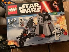 LEGO Star Wars Bojový balíček Prvého rádu 75132 - 1