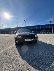 BMW E90 325ix