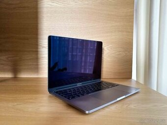 MacBook Pro 13" | 16gb RAM, 512gb SSD