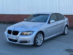 Bmw E90 320d Xdrive - 1