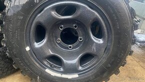 Predám disky R16 5x139,7 7J,  plus pneu 215/65 r16 raptor