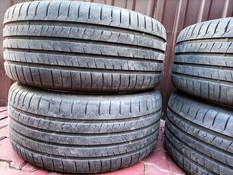 Letné 255/35R19