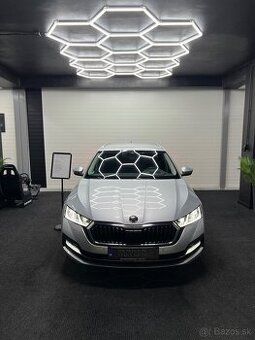 Škoda Octavia 4 2.0tdi 110kwDSG STYLE-VYSOKÁ VÝBAVA 1majitel