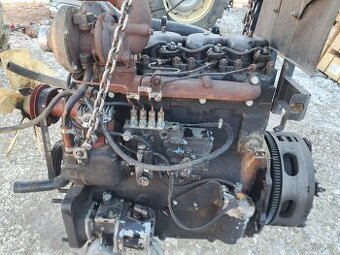 PREDAM KOMPLETNY MOTOR TRAKTOR ZETOR 7340TURBO