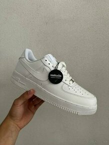 Nike Air Force 1 '07