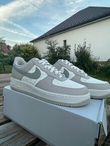 Nike Air Force 1 Mini Swooshes