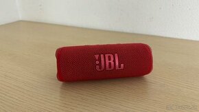 JBL FLIP 6 ČERVENÝ - 1