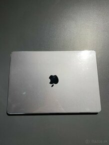 MacBook Air 15” Space Grey - 1