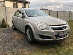 Opel Astra H 1.4 16V Enjoy