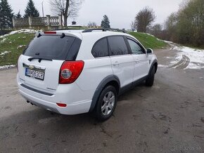 Chevrolet captiva LT