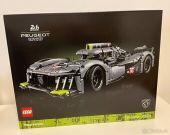 LEGO Technic 42156 PEUGEOT 9X8 24H Le Mans Hybrid Hypercar