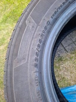 235/65R16C Nexen