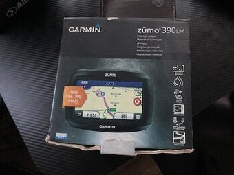 Garmin zumo 390LM     (aj bez príslušenstva - čítaj text)