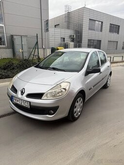 Predam Renault clio 1.2 benzín max zachovalom stave