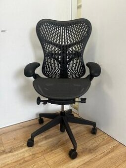 Herman Miller Mirra 2 Graphite