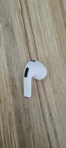 Apple Airpods 3 prave sluchadlo