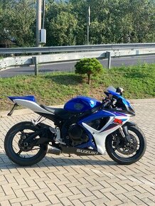 ZNIZENA CENA  Suzuki GSX-R 600 K7 2007