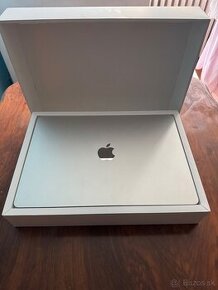 Predám MacBook Air 15” (M3, 8/256GB)