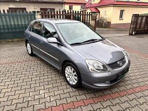 Honda Civic 2.0 118kW 2005 103805km i 1.majitel bez koroze