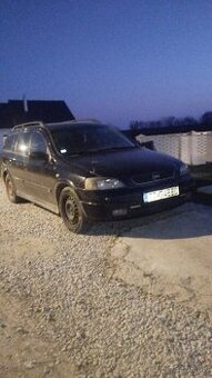 predam Opel caravan Astra 1,6