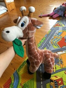 Veľká plyšová hračka žirafa