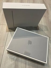 MacBook Air 13" M3 8GB 256GB