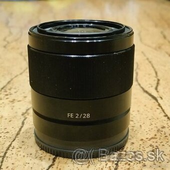 Sony 28mm f/2