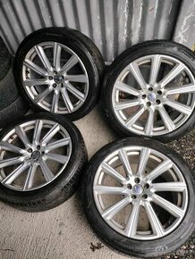 4ks alu disky orig. Volvo 5x108 R20 pneu letne