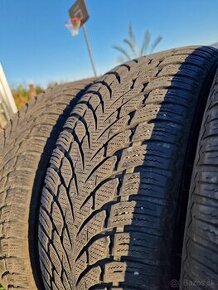 Zimné nokian 235/55R19