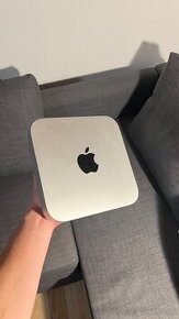 iMac Mini +apple myš a klávesnica