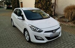 Hyundai I30 FAMILY 1.6CRDi 81Kw R.v.9/2014 M6