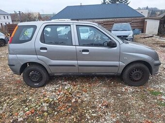 SUBARU JUSTY BENZÍN 4X4