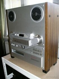 Akai GX 747