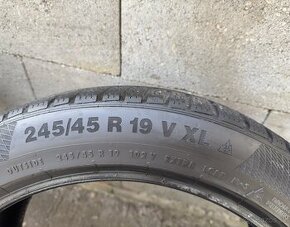 245/45 R19 Continental zimne