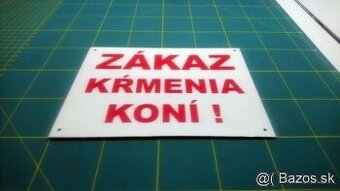 Tabuľka - Zákaz kŕmenia koní