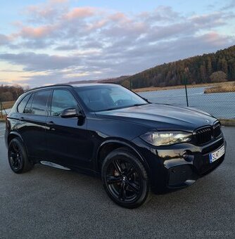 BMW X5 40D Carbon Schwarz