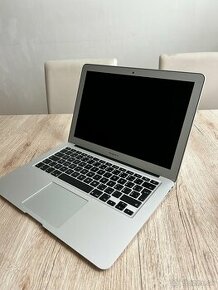 Macbook Air 13,3 Early 2015