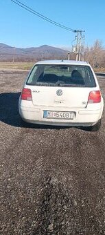 Golf 4