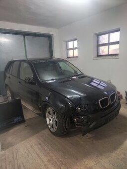 BMW X5 e53