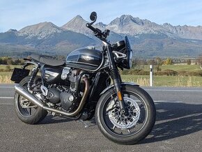 Triumph Speed Twin 1200