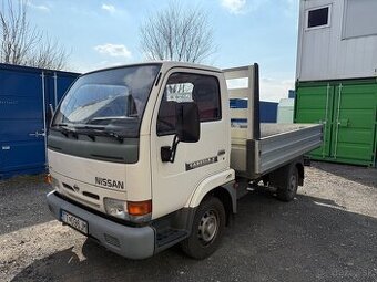 Nissan Cabstar valník