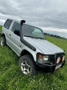 Mitsubishi pajero 2. 2.5