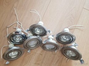 7x LED svietidla zabudovane do stropu